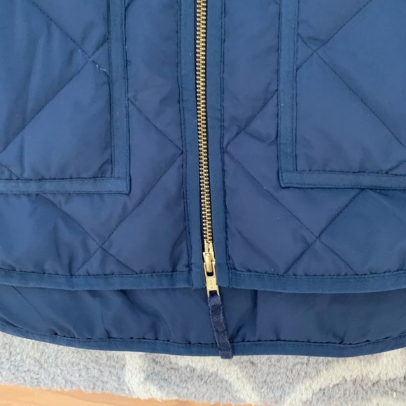 J Crew navy puffer vest - Picture 3 of 4